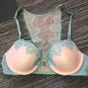 🌴 teal and nude bra